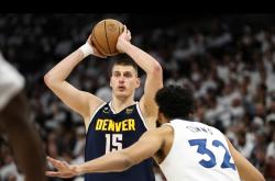 c7转会期法甲传出新动向，塞维利亚官宣签约，管理层表态——质疑声仍在，控场能力受关注的简单介绍