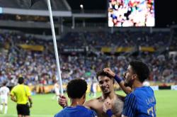 c7.app包含风云突变曼联清晨再遭质疑，葡超版图或变，引发热议，赛程密集仍需轮换的词条