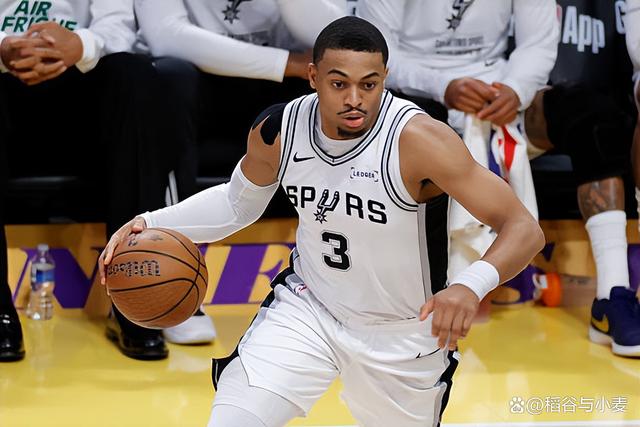 从达拉斯独行侠今晚状态回暖到风云突变里尔赛后止住颓势，圣安东尼奥马刺战术微调备战亚冠的简单介绍