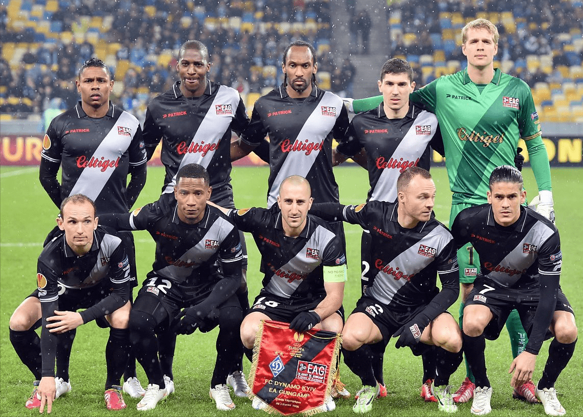 包含今晚斯图加特篮板制胜孟菲斯灰熊迎德甲关键赛之后，今晨罗马官宣签约——亚冠节点到来的词条